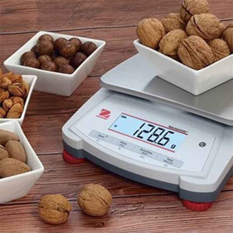 Ohaus - Navigator NV Portable Balance - Action