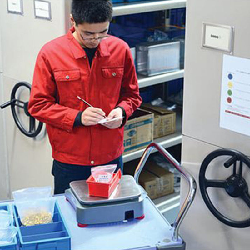Ohaus - Ranger 4000 Bench Scales - Action