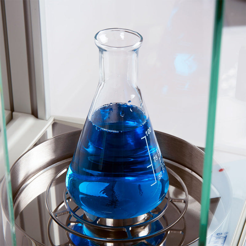 Radwag AS X2 Analytical Balance - Action